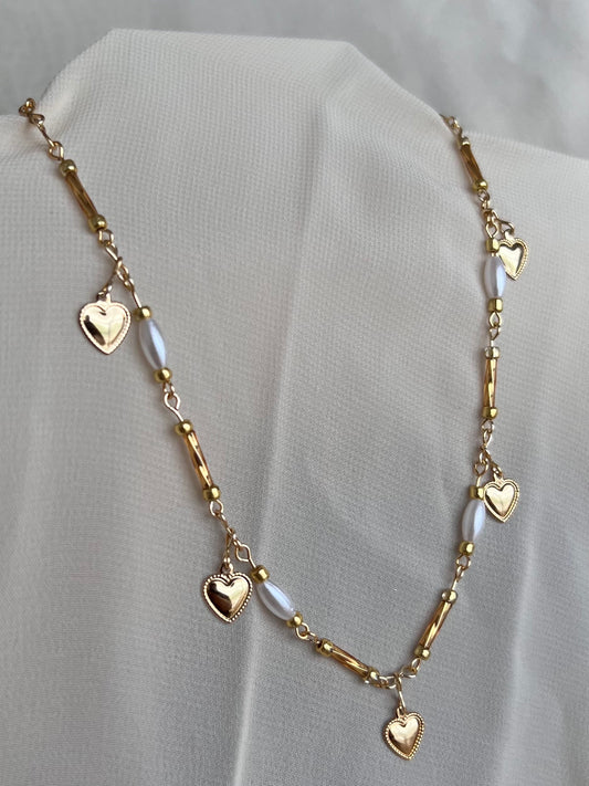 gold color pearl heart charm necklace