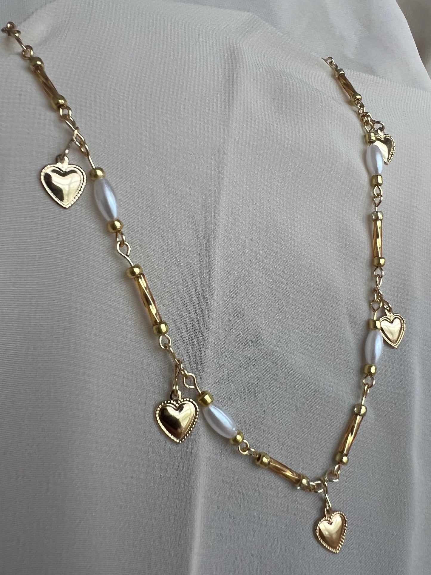 gold color pearl heart charm necklace