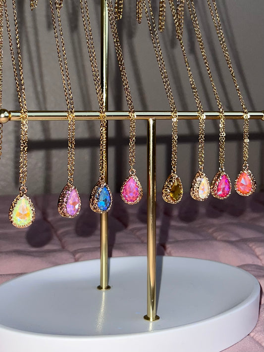 Gold Teardrop Necklace